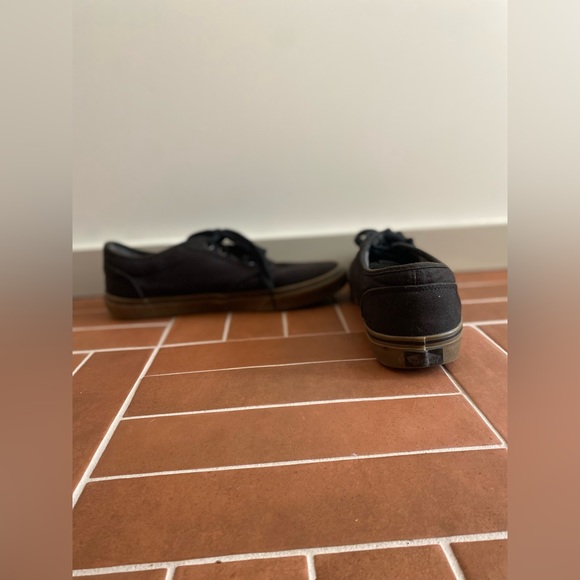 Vans Size 9.5M - Picture 3 of 5